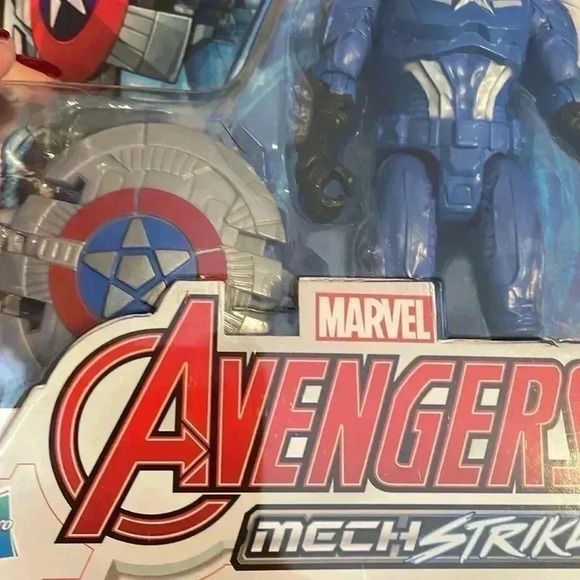 Marvel Avengers Captain America - Picture 9 of 10